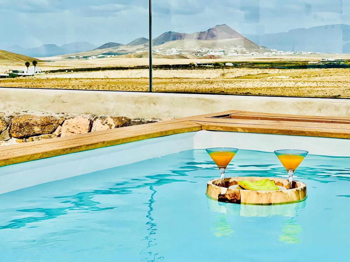 Canaryislandshost L The Sky Suites Tinajo Exterior photo