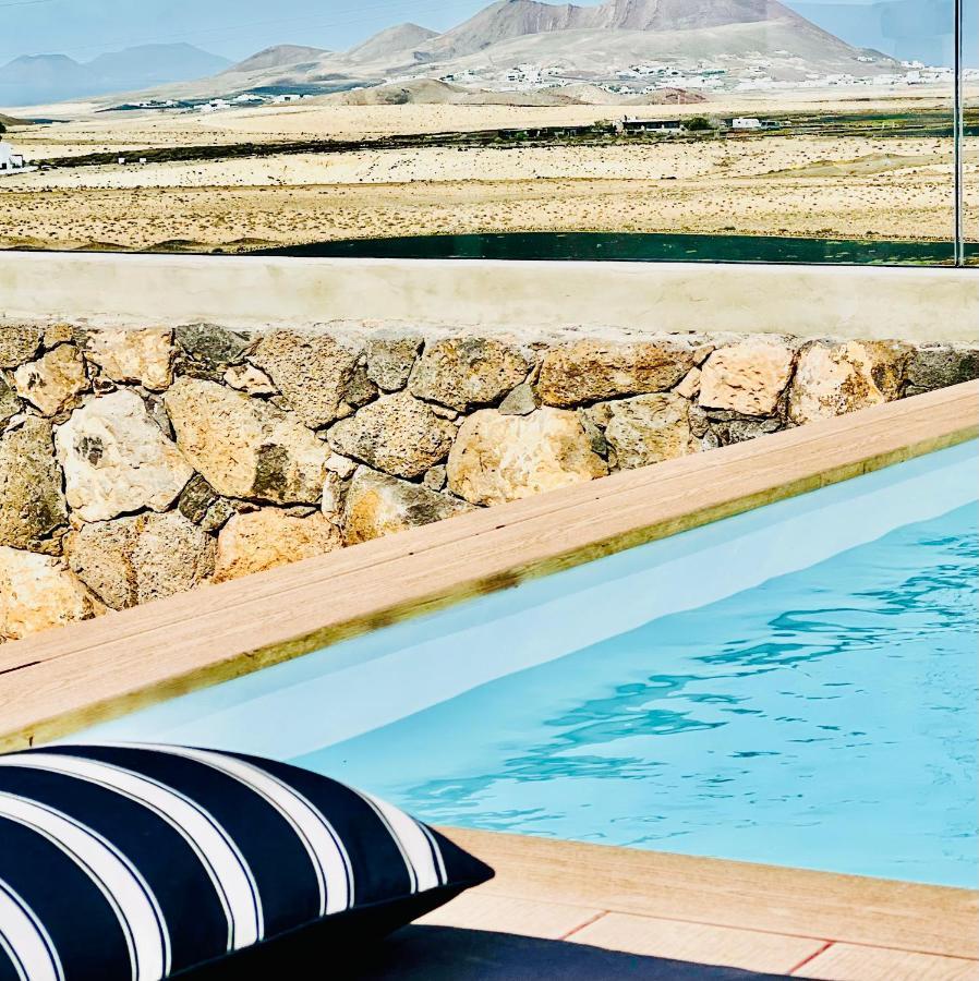 Canaryislandshost L The Sky Suites Tinajo Exterior photo
